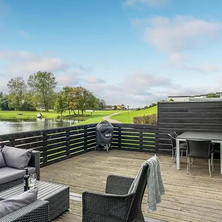 Beautiful In Tranekr With 2 Bedrooms And Wifi *