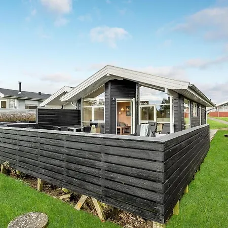 Feriehus Beautiful In Tranekr With 2 Bedrooms And Wifi Tranekær