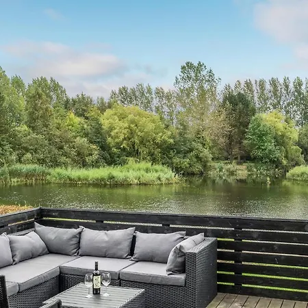 Beautiful In Tranekr With 2 Bedrooms And Wifi