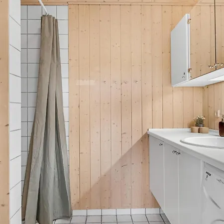 Beautiful In Tranekr With 2 Bedrooms And Wifi Tranekær